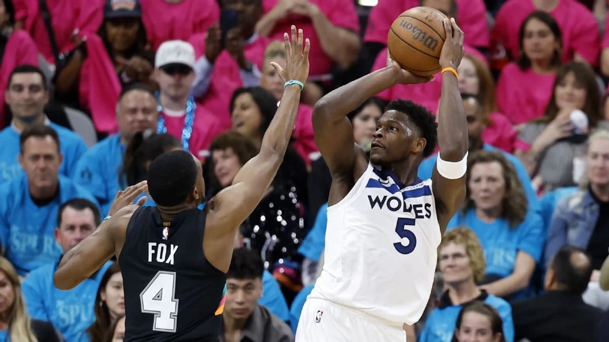 Takeaways: Timberwolves steal Game 1 in San Antoni...