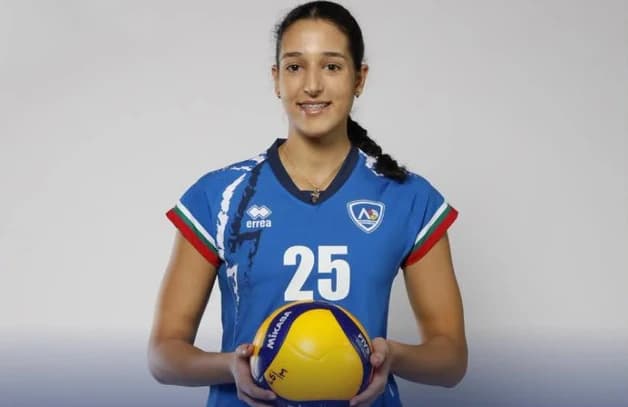 Tânăra Maria Zlatanova vine la Braşov de la Levski Sofia