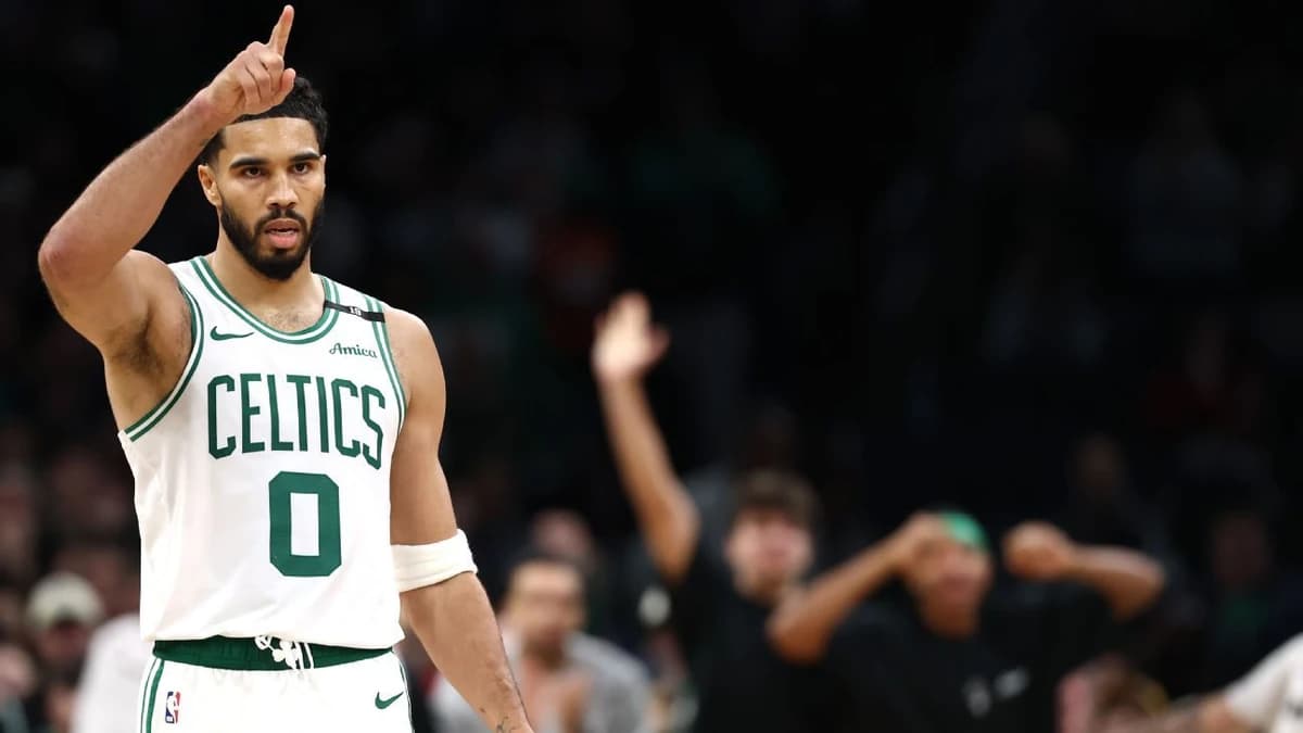 Tatum caps 40-point night with buzzer-beater in OT to lift Celtics