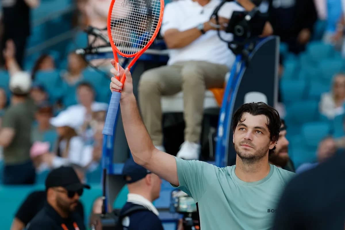 Taylor Fritz wins 250th hardcourt match, dishes on Tommy Paul’s wedding