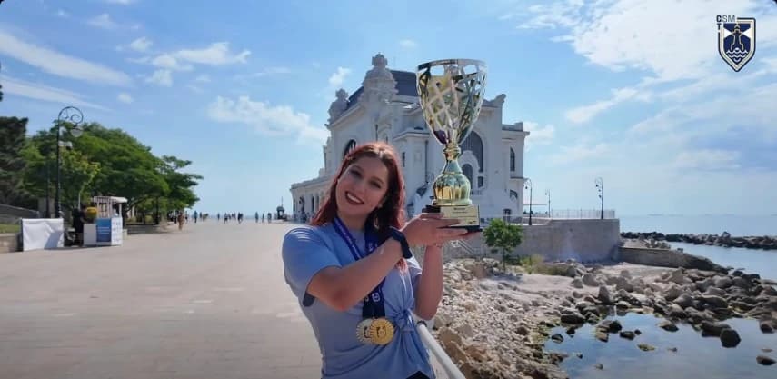 Tenis de masă: Bianca Mei-Roșu, campioană europeană U21, apariție cu trofeul și medaliile pe faleza