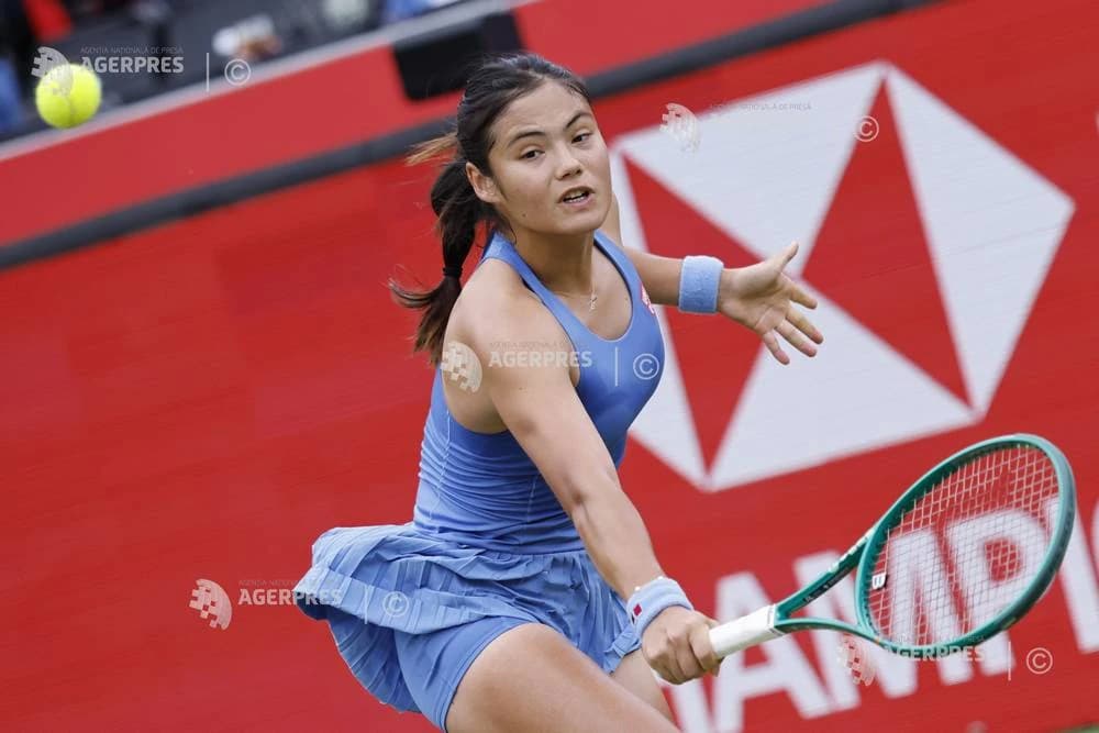 Tenis: Emma Răducanu s-a calificat în finala turneului WTA de la Queen's