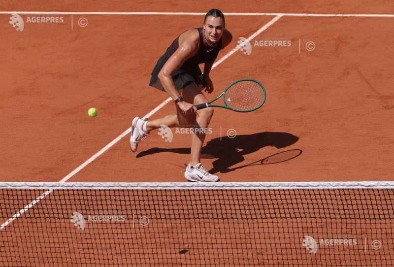 Tenis: Liderul mondial Arina Sabalenka, în optimile de finală la Roland Garros; Gauff și Anisimova e