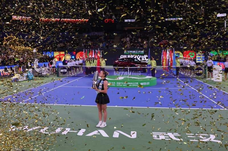 Tenis: Poloneza Maja Chwalinska a câștigat turneul WTA 1.000 de la Wuhan, primul titlu la vârsta de