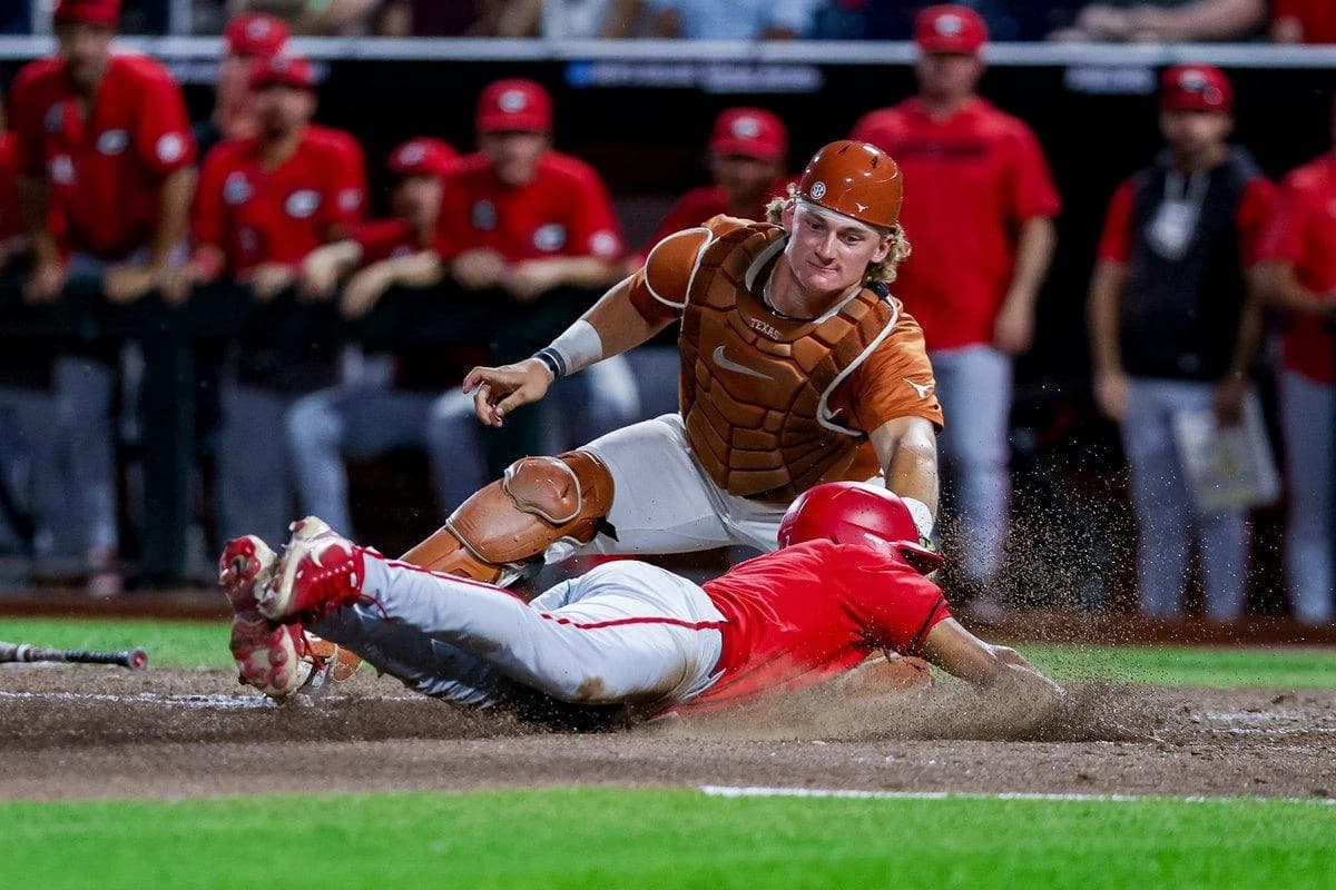 Texas eliminated from CWS with 2-0 loss to Georgia