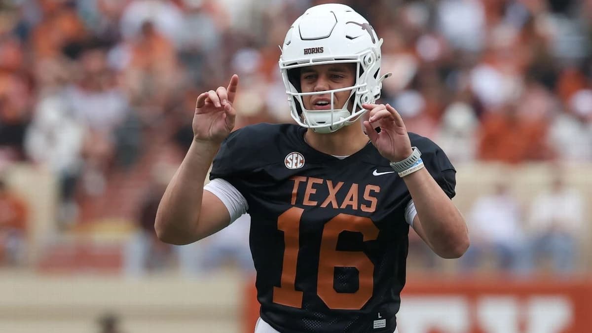 Texas seeing 'different side of Arch' in offseason...