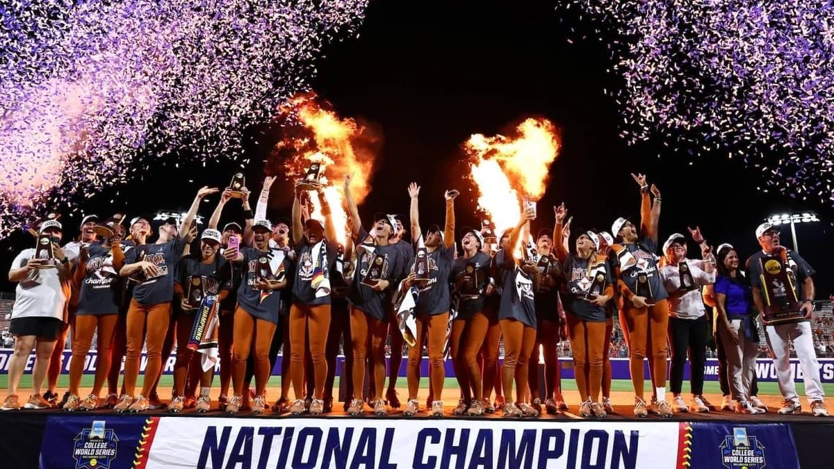 Texas wins the 2026 NCAA DI softball championship