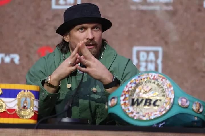 The fortnight that changed everything in the heavyweight division