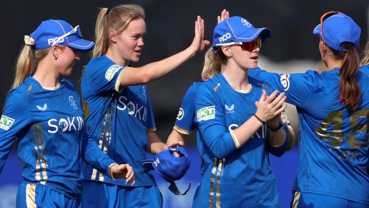 The Hundred: MI London women break their duck with victory over London Spirit thanks to Melie Kerr's