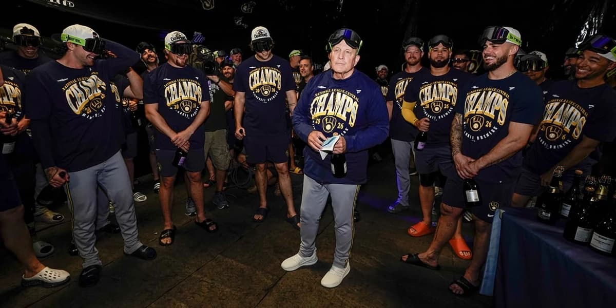 The Miz leads the way as Brewers clinch 4th straight NL Central crown