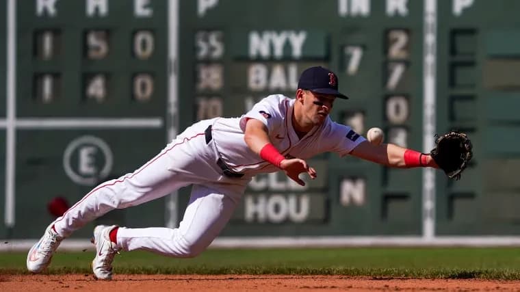 Tigers acquire ex-Red Sox, Mets veteran shortstop in trade with Nationals
