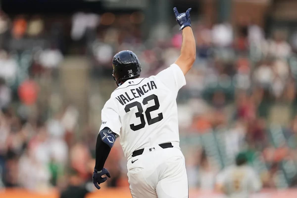 Tigers' emotional Eduardo Valencia thanks family, honors Venezuela after he homers in 1st MLB at-bat