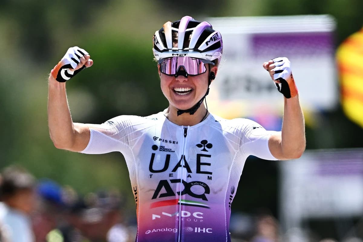 'Time to race with a team that can accompany me in my ambitions' โ The Paula Blasi transfer saga is