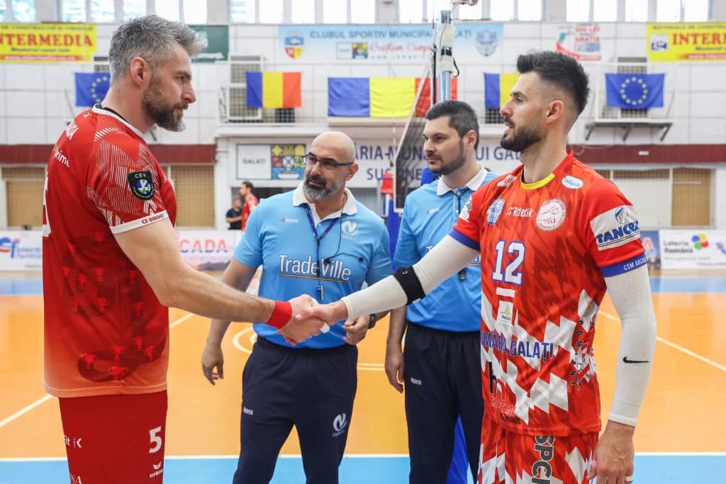 Titlul la volei masculin se decide vineri, în Capitală. Dinamo și Arcada joacă meciul decisiv al fin
