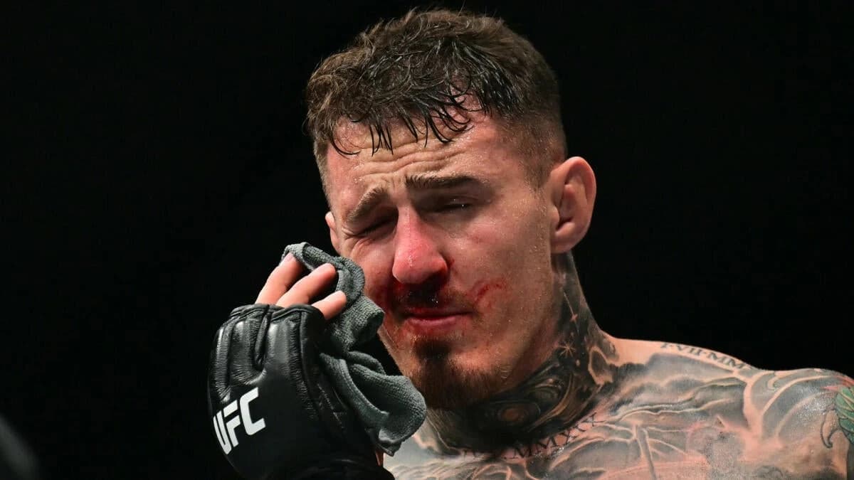 Tom Aspinall vacates UFC heavyweight championship after reinjuring eye: 'I'm absolutely gutted'