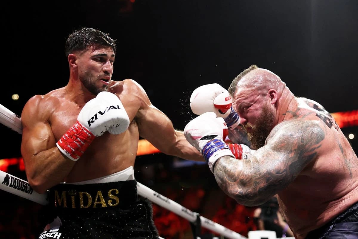 Tommy Fury edges past strongman Eddie Hall as one judge scores fight a draw