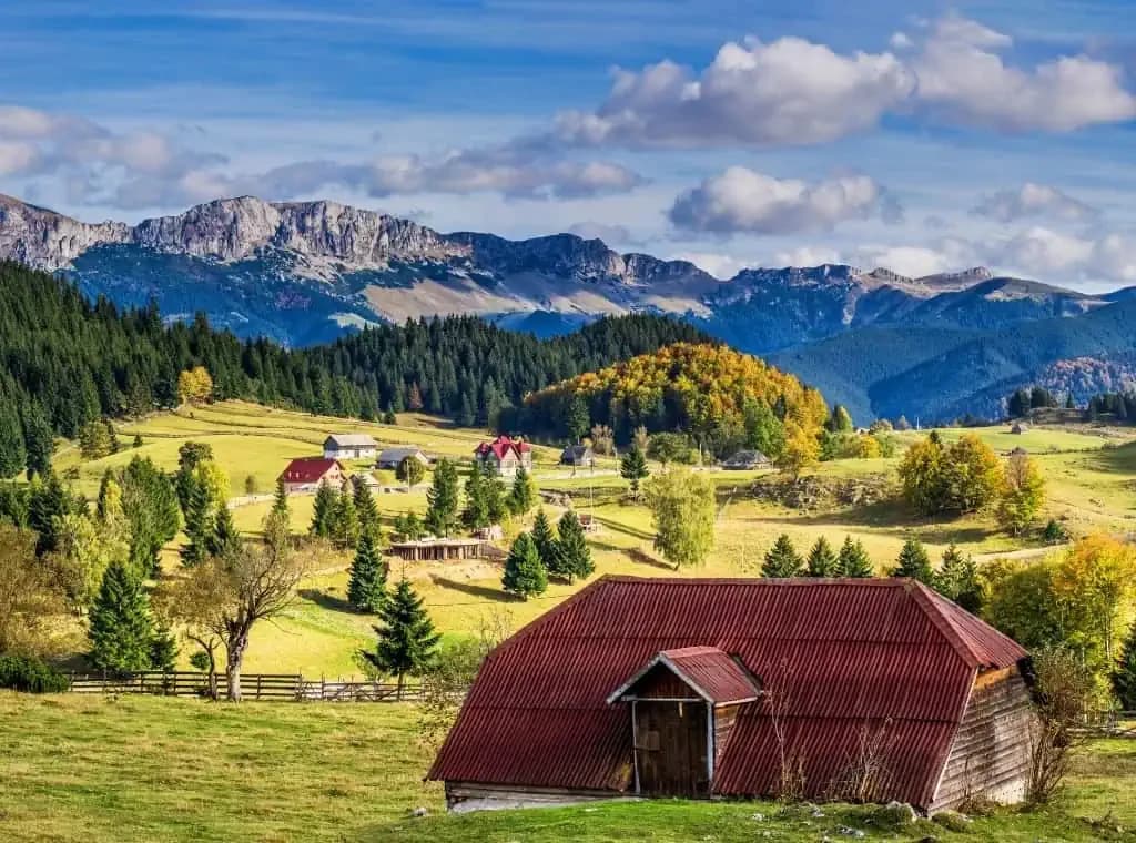 Top 16 cele mai frumoase locuri de vizitat în România