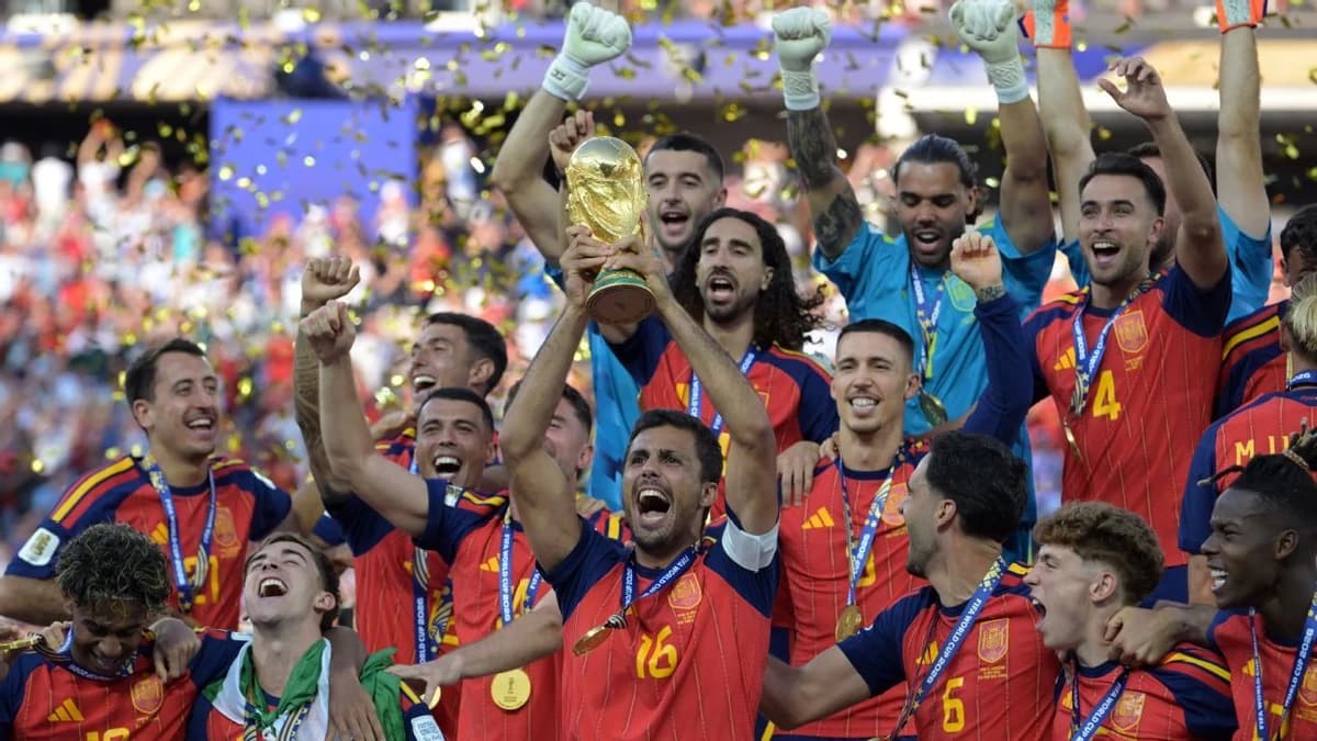 Torres fires Spain past Argentina for 2nd WC title