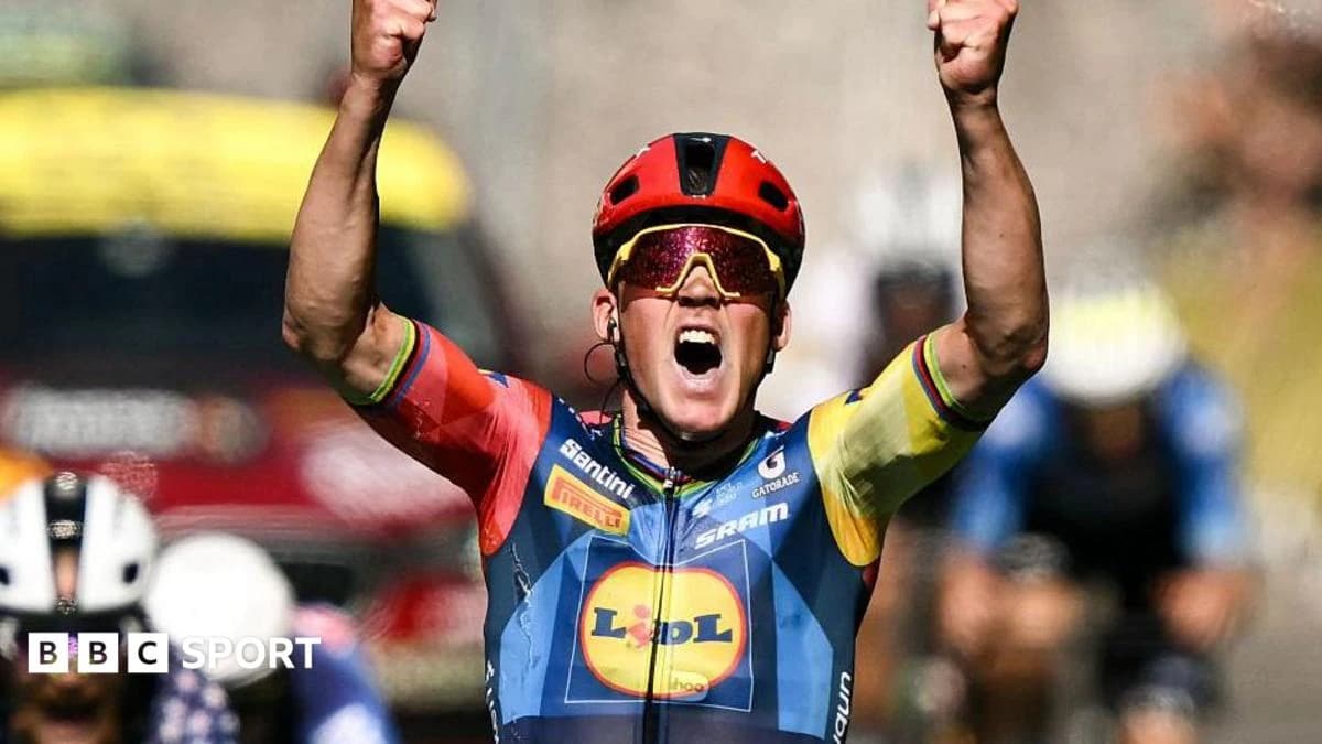 Tour de France 2026: Mads Pedersen wins stage as Tadej Pogacar loses yellow jersey