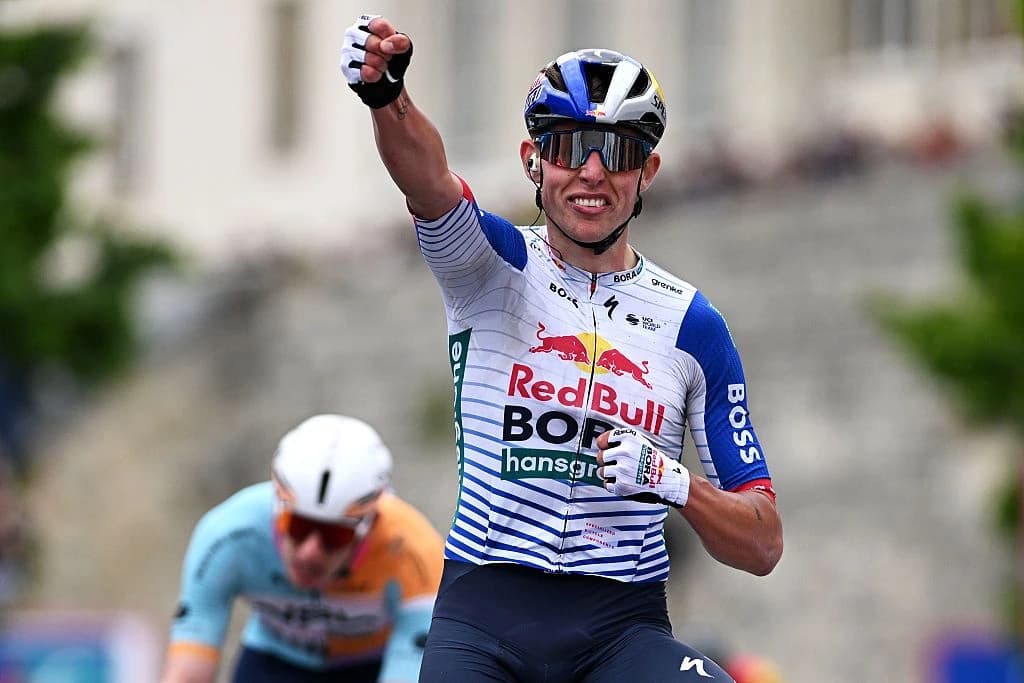 Tour de Wallonie: Laurence Pithie sprints to victory after massive crash devastates peloton in final
