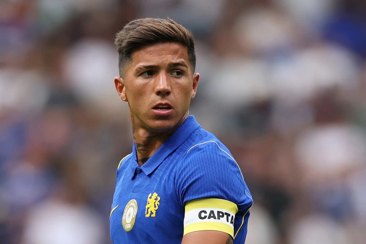 Transfer news LIVE: Chelsea set new Enzo price, Liverpool reach deal for PSG winger, Man Utd respond
