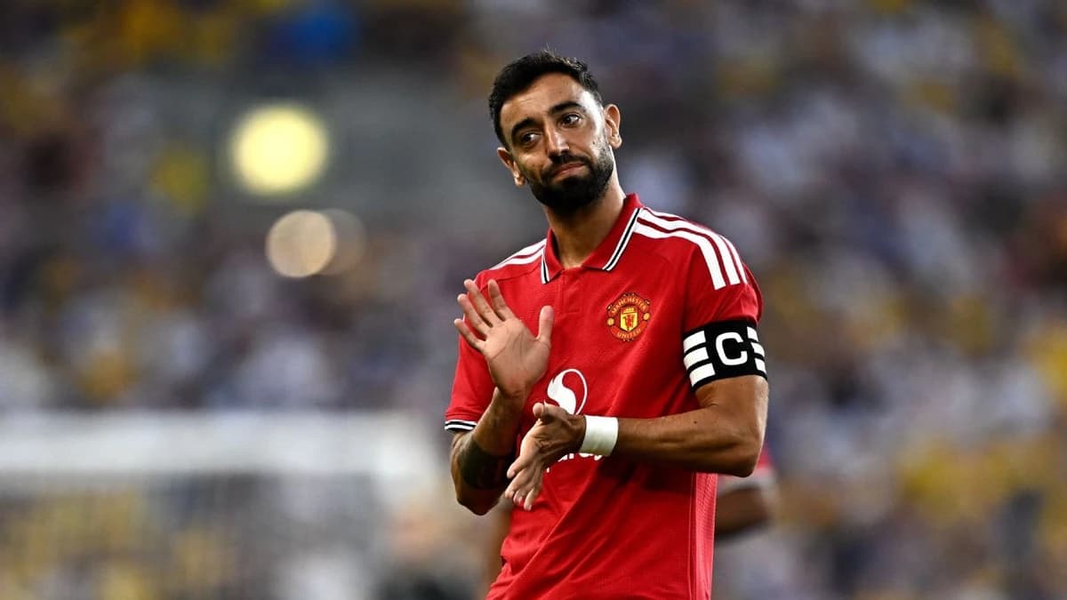 Transfer rumors, news: Galatasaray offer Bruno Fernandes double his salary