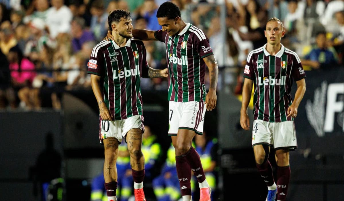Tranzacția momentului în Portugalia! Echipa lui Ianis Stoica, preluată de trei fotbaliști uriași. Câ