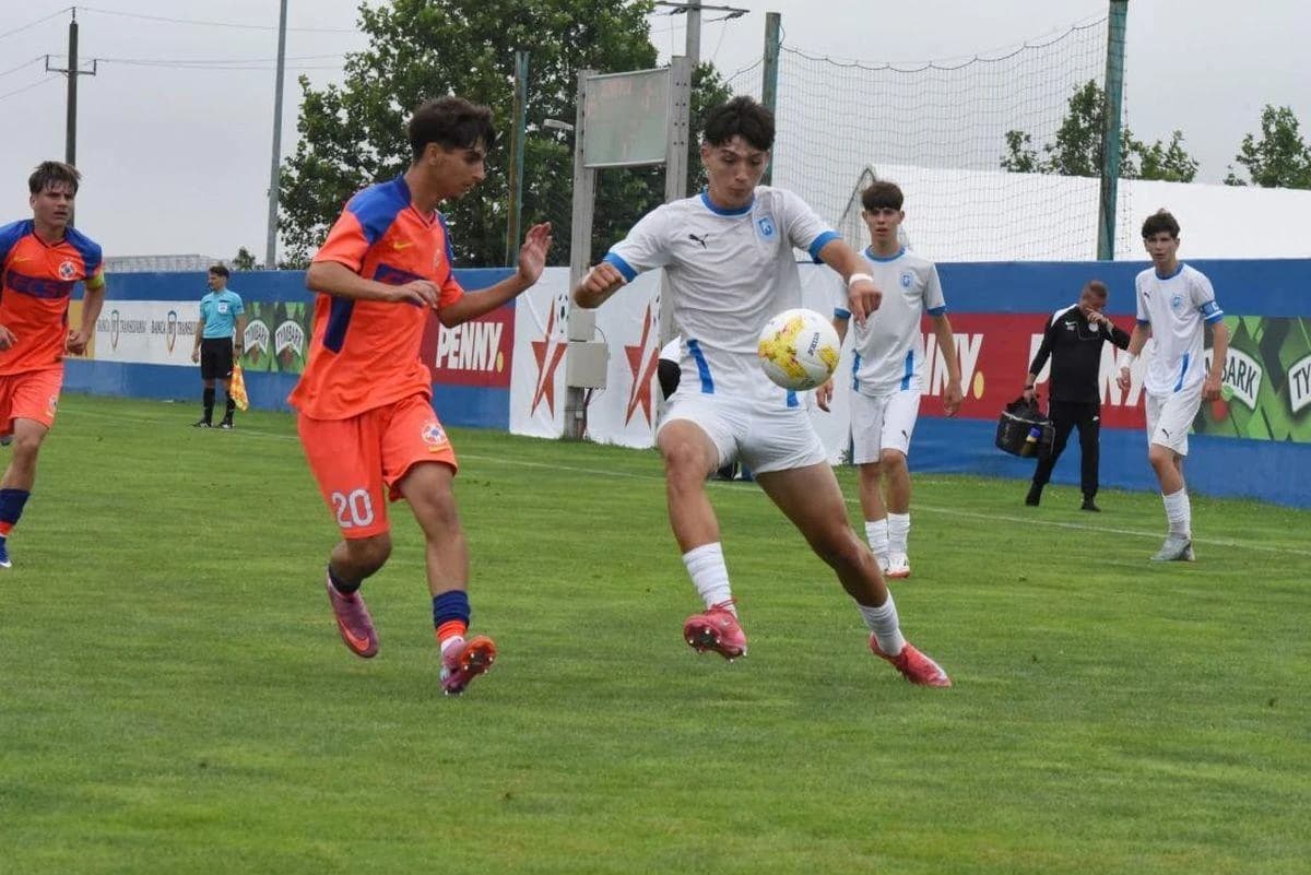 Trofeu pentru FCSB! Universitatea Craiova a condus, dar a pierdut finala