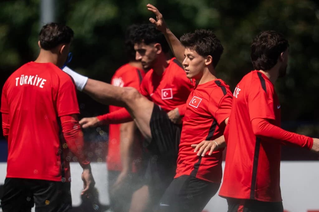 Turcia, echipa care a eliminat România din cursa pentru Mondial, învinsă clar la debutul de la turne