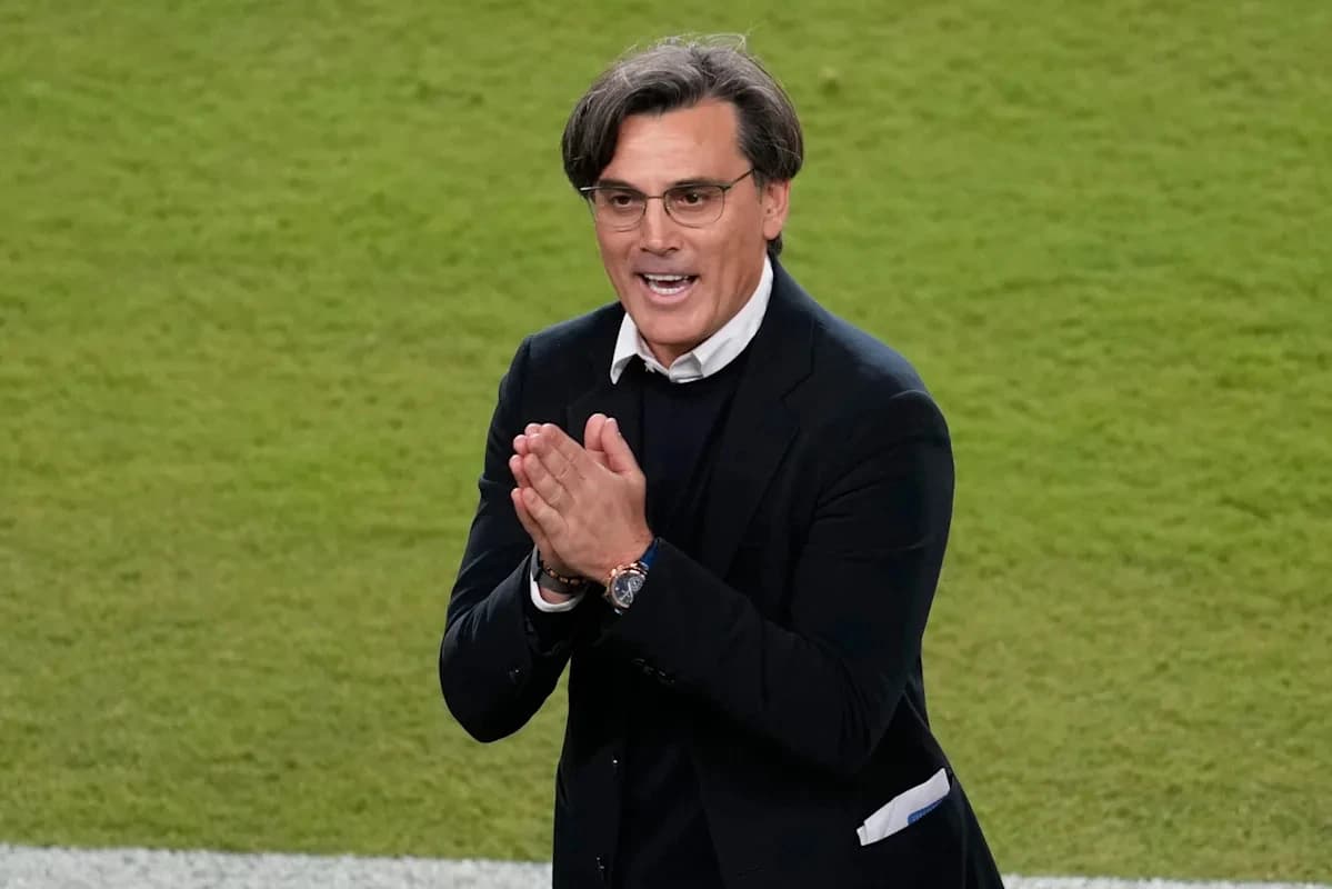 Turkey coach Montella says he won't resign after winless World Cup start, admonishes heckling fans