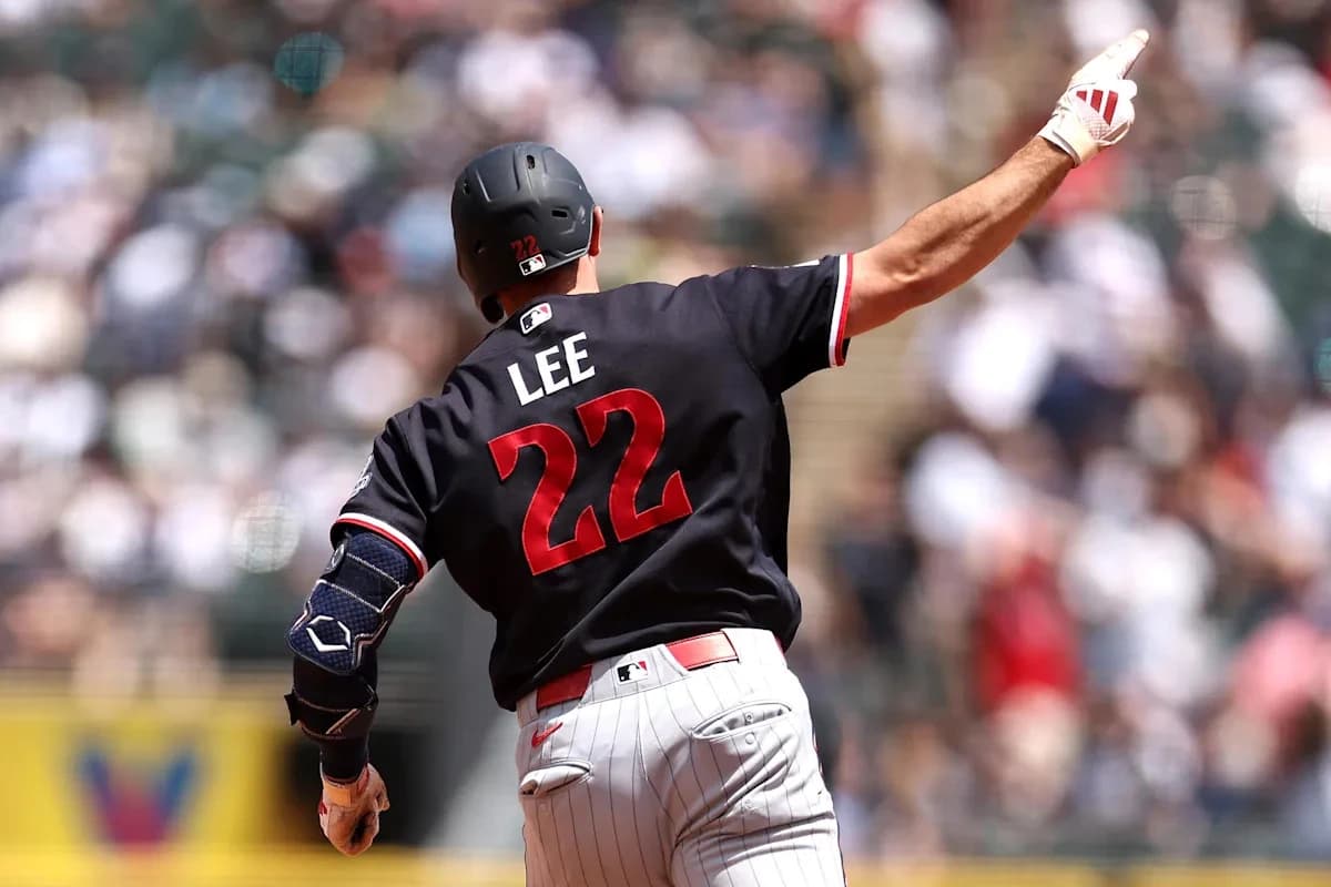 Twins 5, White Sox 3: Brooks Lee sinks Sox in extras