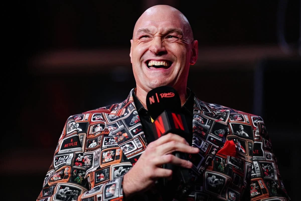Tyson Fury claims Anthony Joshua fight is off and calls rival ‘yellow-bellied coward’