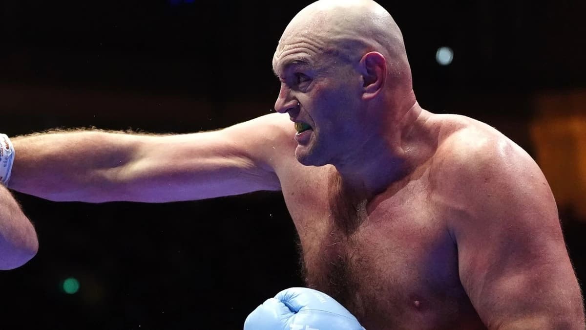 Tyson Fury vs Mariusz Wach: British star claims dominant seventh-round TKO victory and remains on co