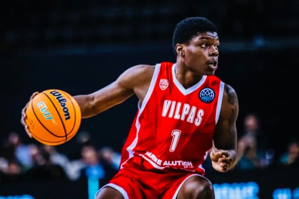 U-BT Cluj-Napoca își întărește lotul cu americanul Leland Walker, împrumutat de la PAOK