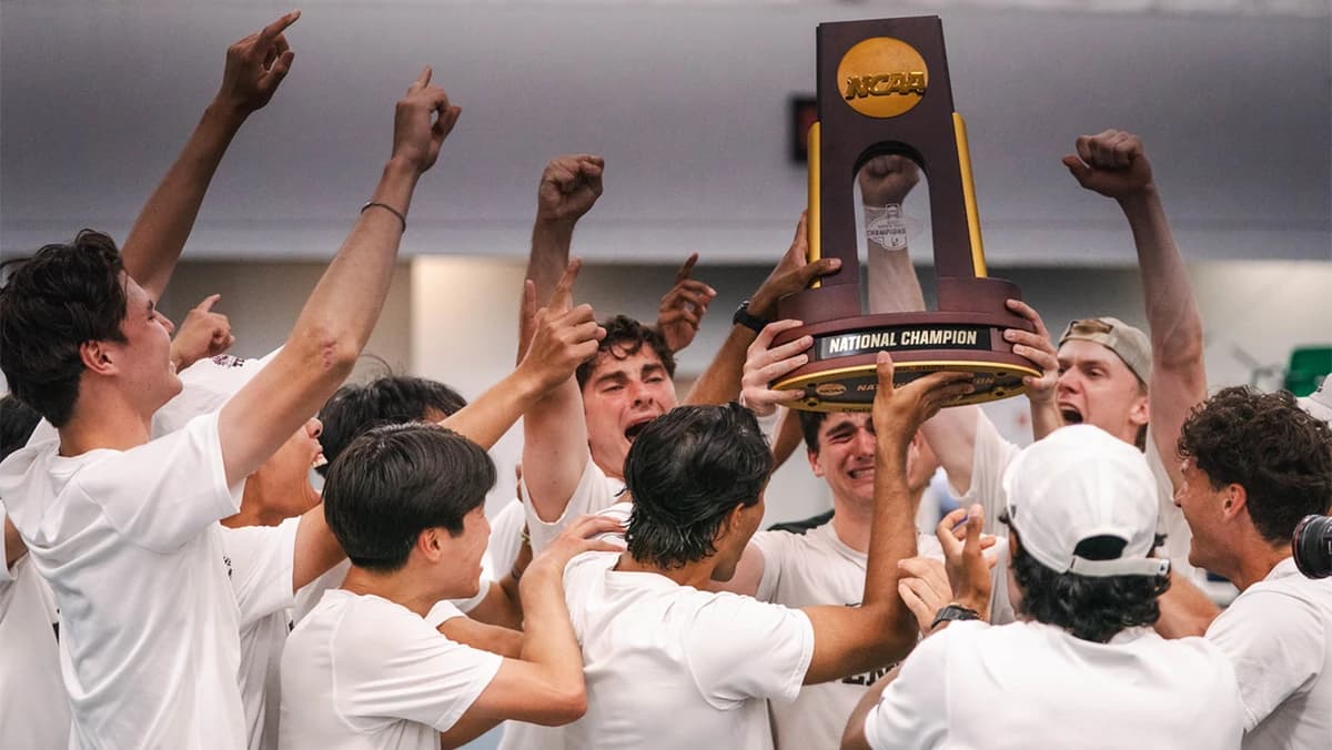 UChicago men’s tennis team wins NCAA title—its third in five years