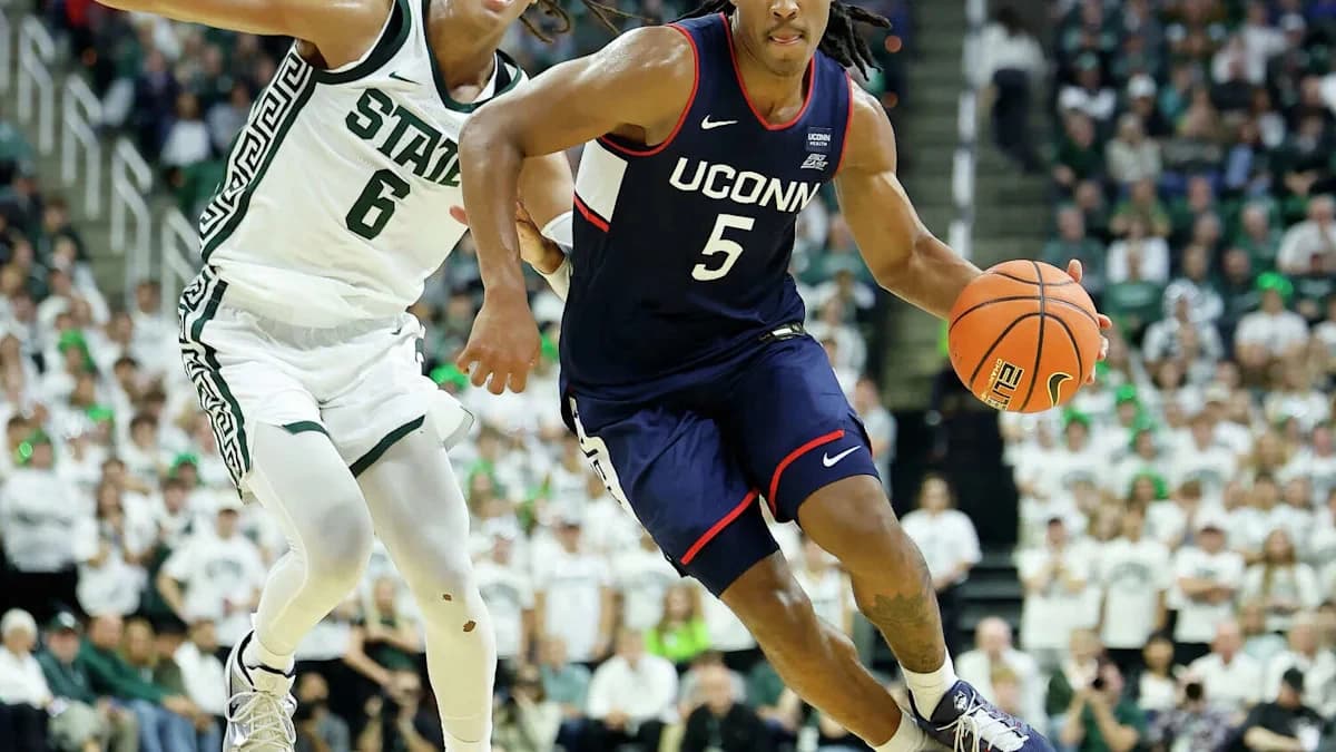 UConn's Silas Demary Jr. on watch list for Bob Cousy Award honoring best point guard