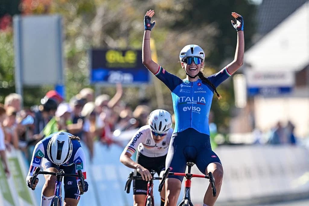 UEC European Championships: Azzura Ballan masters a four woman sprint to take the Junior Women's tit