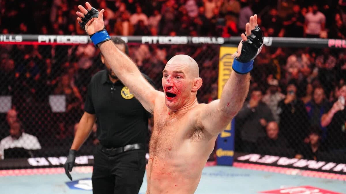 UFC 328 results, highlights: Sean Strickland upsets Khamzat Chimaev by split decision to claim title