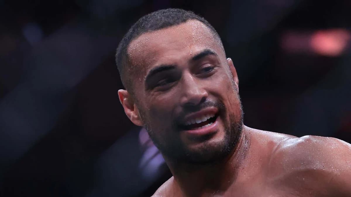 UFC Champion Carlos Ulberg Shares Huge Return Timeline Update Following Knee Surgery