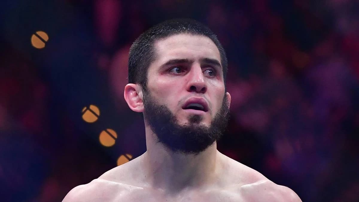 UFC Signs Former Two-Division Champ to Fight on Islam Makhachev Undercard at UFC 330