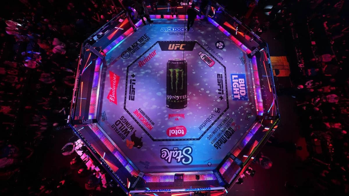 UFC Star Returns After "Fight of the Year" War for Huge Matchup at Noche UFC 2026