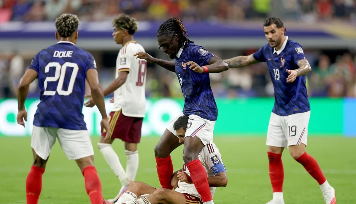 Ultima zi de mercato: Chelsea aduce un jucător din naționala Franței! Arsenal trimite un jucător la