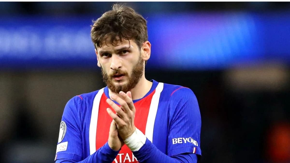 Ultimele detalii despre starea lui Kvaratskhelia. Cum a decurs operația starului de la PSG