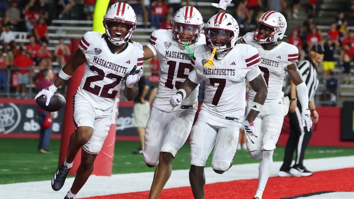 UMass ends 16-game skid with win over Rutgers