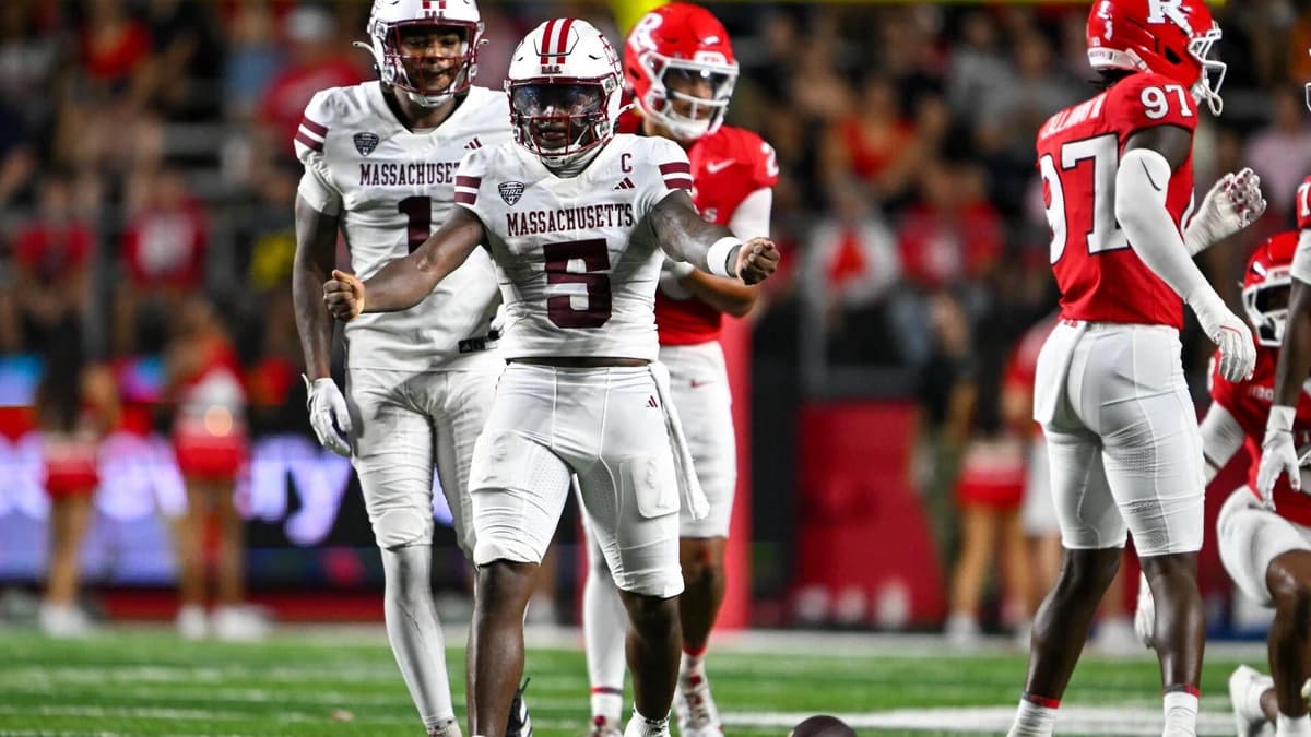 UMass shocks Rutgers: By the numbers as Minutemen snap nation's longest losing streak to FBS opponen