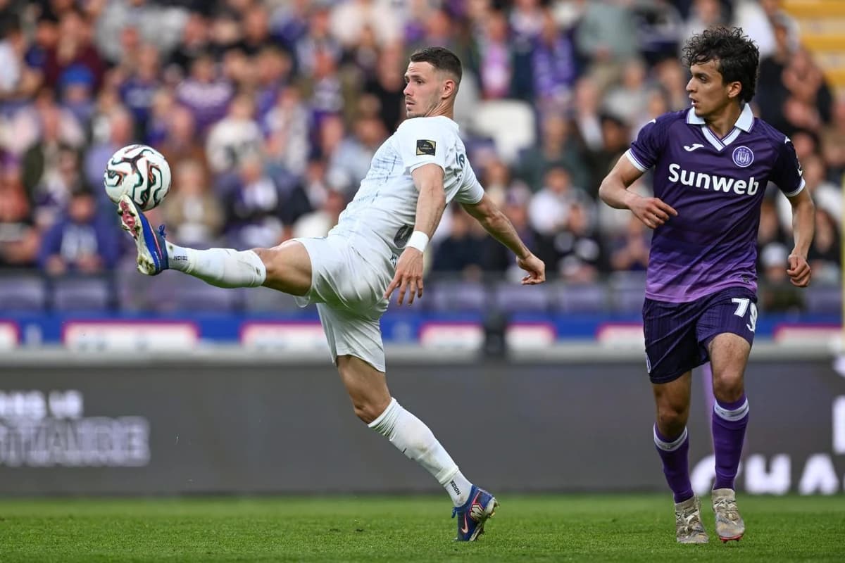 Un fotbalist român a câștigat Cupa Belgiei! 3-1 cu Anderlecht în finală