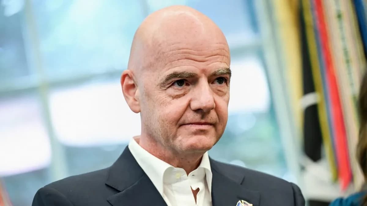 Un nou scandal IMENS zguduie FIFA din temelii: Infantino a „palmat” milioane de euro! Dezvăluiri făr
