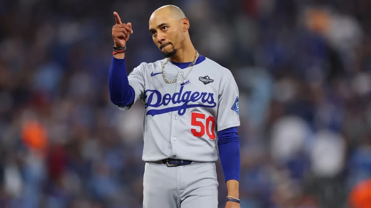 Underappreciated?: Social media users react to Dodgers' Mookie Betts belting 300th MLB home run