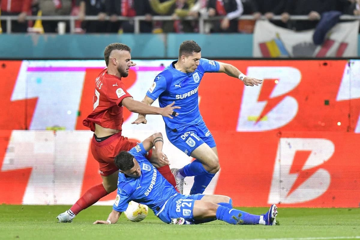 Universitatea Craiova - Dinamo » Va fi „vulcan” pe bune: câți fani sunt așteptați la meci + Echipele