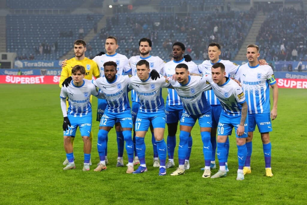 Universitatea Craiova-Universitatea Cluj, meci cu trofeul pe masă în Superligă
